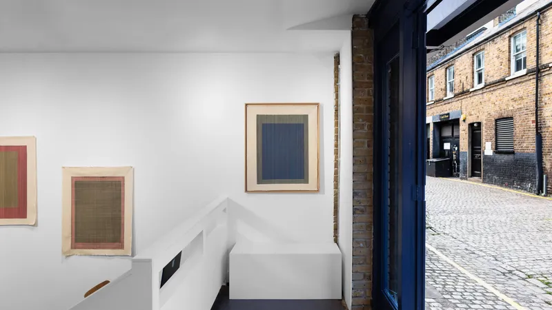 Into the Surface, Defne Tesal, Stephan Baumkötter