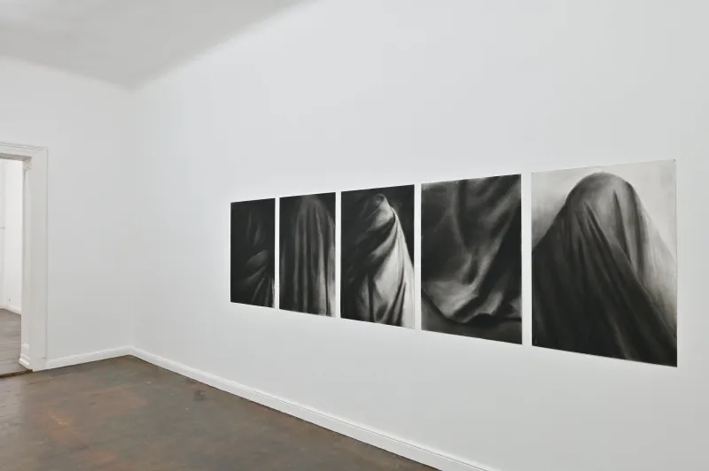 Bodies that Speak, Alma Sinai, Andrea Zaumseil, Aneta Kajzer, Barbara Quandt, Bettina Pousttchi, Carina Chang, Carola Ernst, Franziska Klotz, Jana Sophia Nolle, Jenny Rempel, Laura Bruce, Leiko Ikemura, Lunita Juli Dorn, May Parlar, Nanne Meyer, Nevin Aladağ, Sarah Loibl