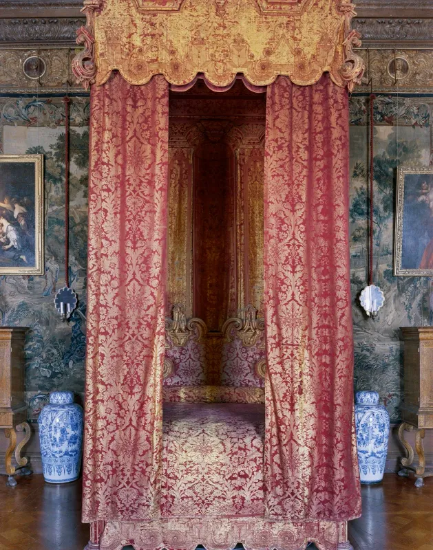 Perchance to Dream: Royal and Noble Bedchambers, David Leventi